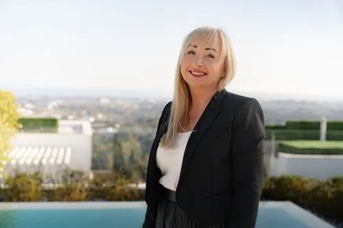 Olga Markova, Founder & Senior Property Advisor